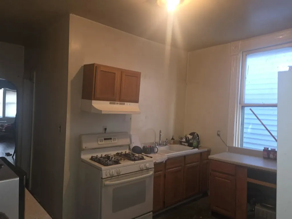 5914 South Princeton Avenue Chicago IL 60621