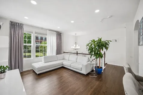 3155 Coral Lane Glenview IL 60026