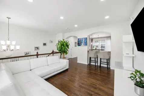 3155 Coral Lane Glenview IL 60026