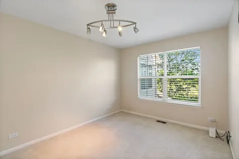 2653 Maple Circle West Dundee IL 60118