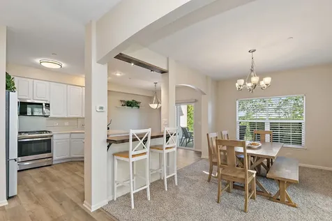 2653 Maple Circle West Dundee IL 60118