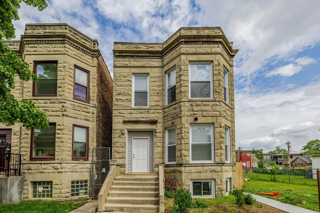 6433 South Vernon Avenue Chicago IL 60637