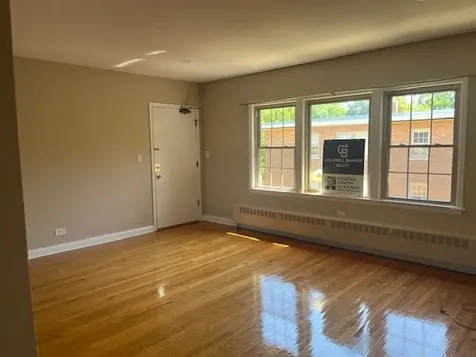 4825 Hull Street Skokie IL 60077