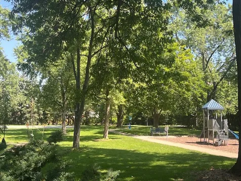 4825 Hull Street Skokie IL 60077