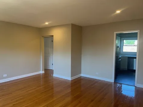 4825 Hull Street Skokie IL 60077