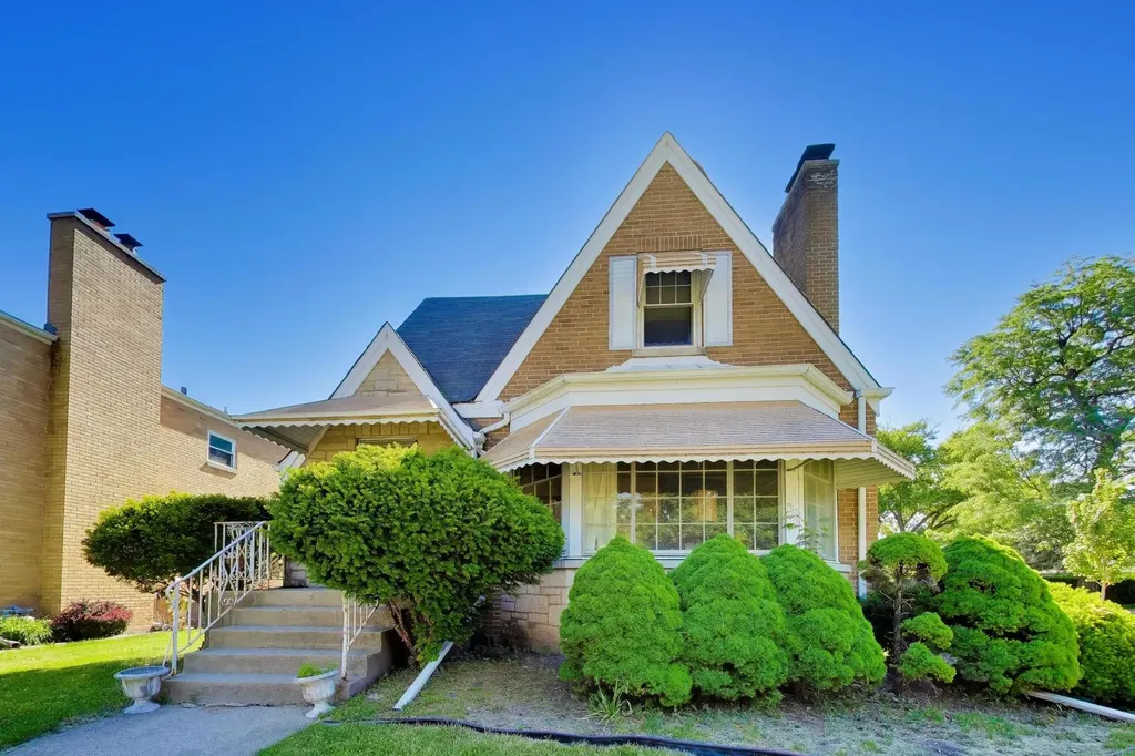 1801 North 77th Court Elmwood Park IL 60707