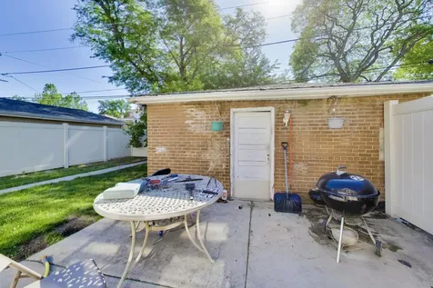 1801 North 77th Court Elmwood Park IL 60707