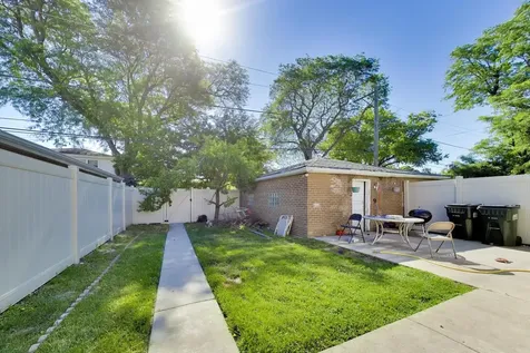 1801 North 77th Court Elmwood Park IL 60707