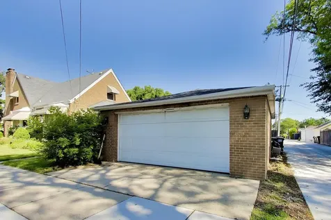 1801 North 77th Court Elmwood Park IL 60707