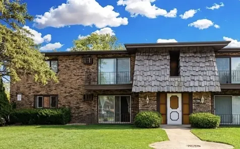 5739 129TH Street Crestwood IL 60418