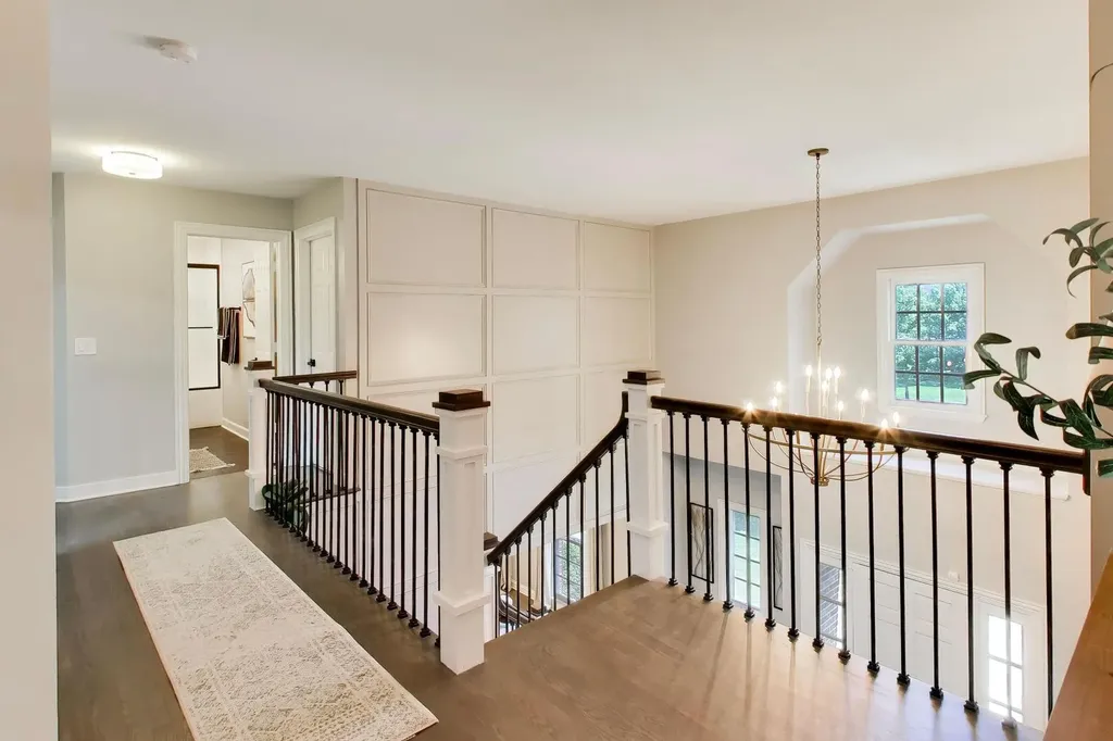724 Fairfield Court Westmont IL 60559