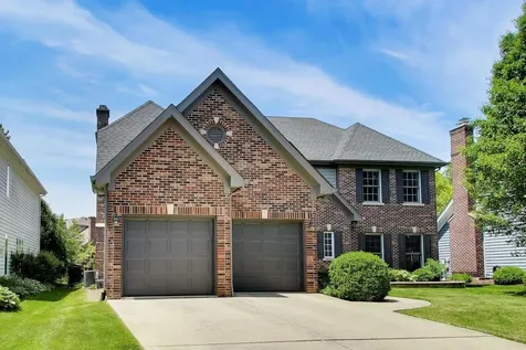 724 Fairfield Court Westmont IL 60559