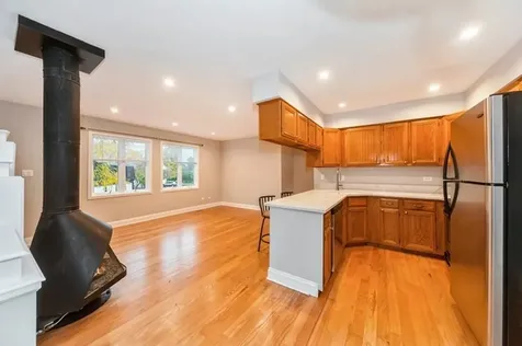 608 Inverrary Lane Deerfield IL 60015