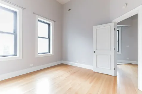 166 West Grand Avenue Chicago IL 60654