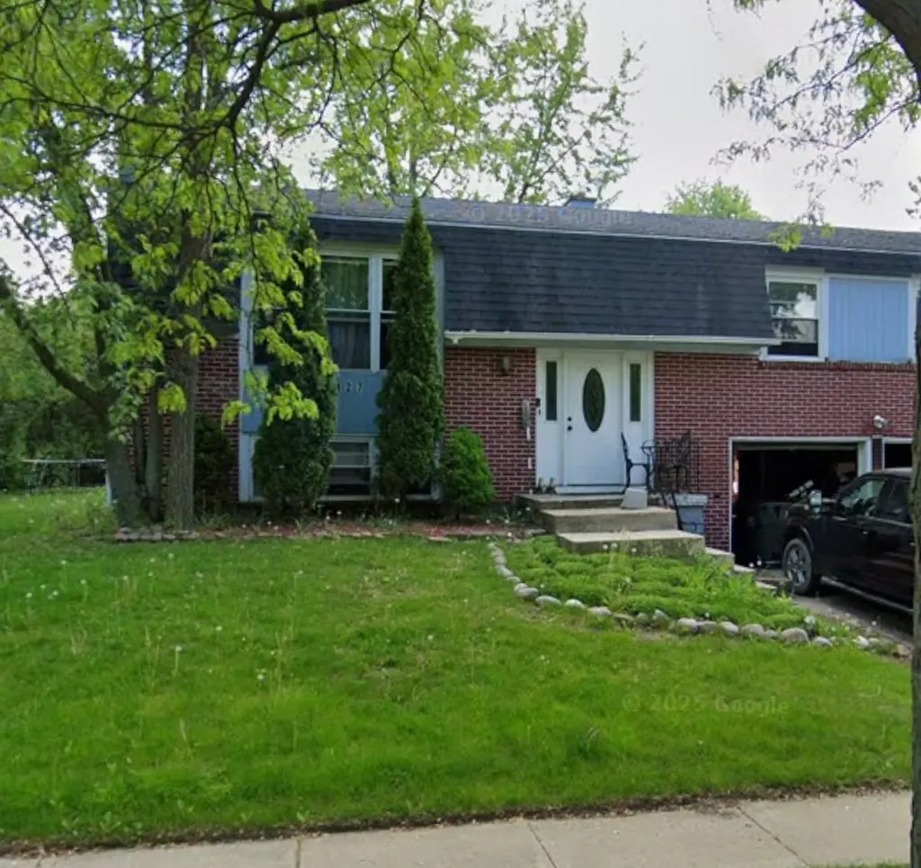 427 Devon Lane Bolingbrook IL 60440