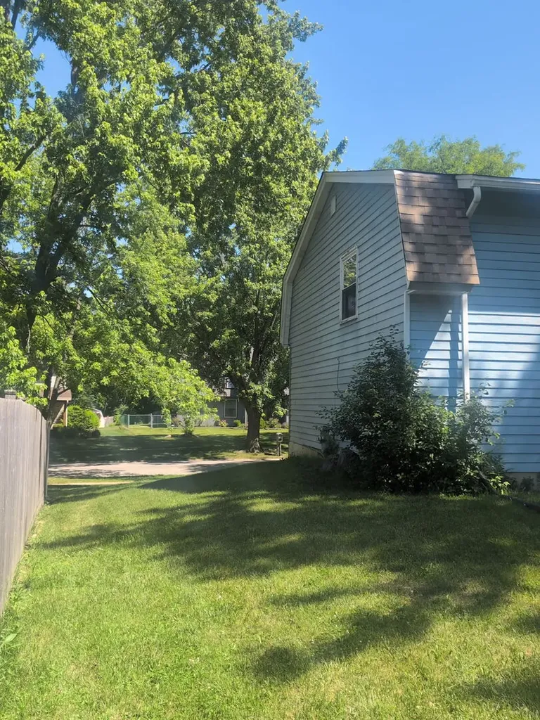 427 Devon Lane Bolingbrook IL 60440