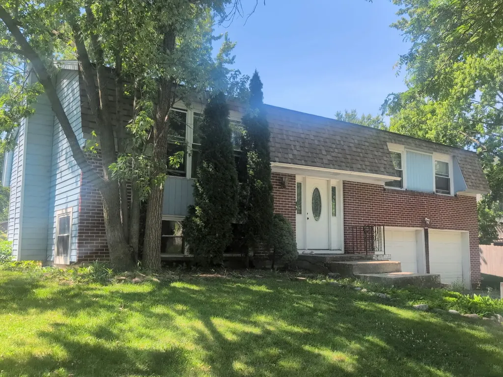 427 Devon Lane Bolingbrook IL 60440