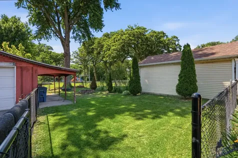 2175 18TH Street East Moline IL 61244