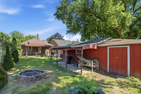 2175 18TH Street East Moline IL 61244