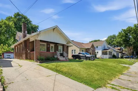2175 18TH Street East Moline IL 61244