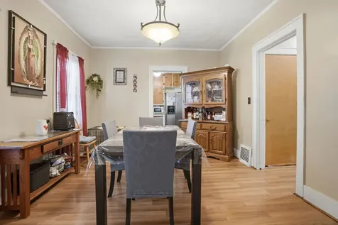 2175 18TH Street East Moline IL 61244