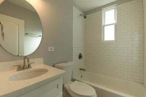 2117 West 18th Street Chicago IL 60608