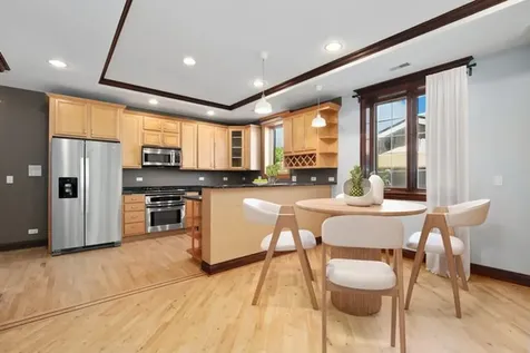2049 West Morse Avenue Chicago IL 60645