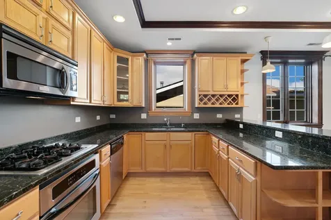 2049 West Morse Avenue Chicago IL 60645