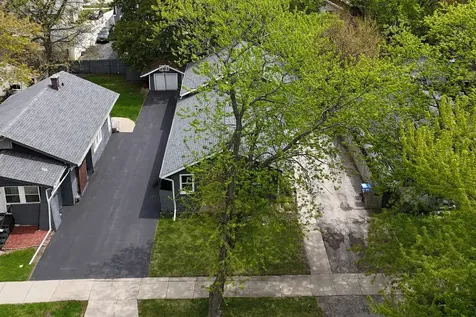 127 North Victory Street Waukegan IL 60085