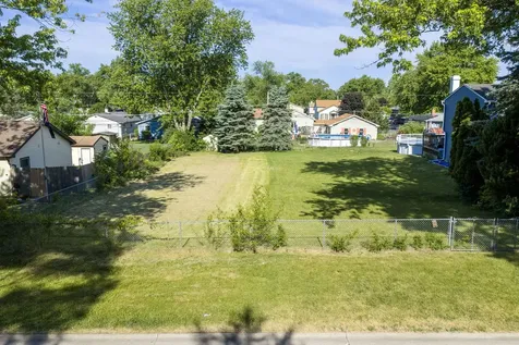 1414 North Pleasant Drive Round Lake Beach IL 60073