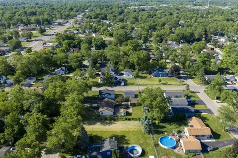 1414 North Pleasant Drive Round Lake Beach IL 60073