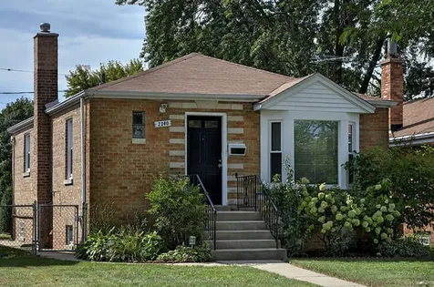 2140 Dobson Street Evanston IL 60202