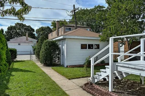 2140 Dobson Street Evanston IL 60202
