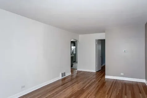 2140 Dobson Street Evanston IL 60202