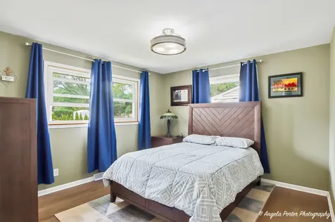 348 W. Oriole Trail Cary IL 60013