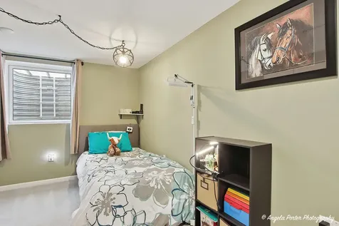 348 W. Oriole Trail Cary IL 60013