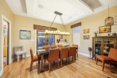 1936 North Hudson Avenue Chicago IL 60614