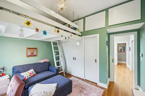 1936 North Hudson Avenue Chicago IL 60614