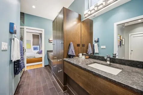1936 North Hudson Avenue Chicago IL 60614