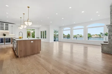 9609 Reding Circle Des Plaines IL 60016