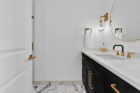 9609 Reding Circle Des Plaines IL 60016