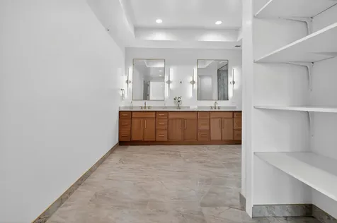 9609 Reding Circle Des Plaines IL 60016