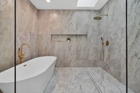 9609 Reding Circle Des Plaines IL 60016