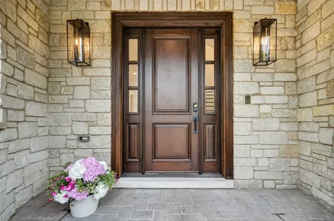 9609 Reding Circle Des Plaines IL 60016