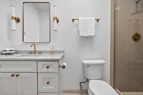 9609 Reding Circle Des Plaines IL 60016
