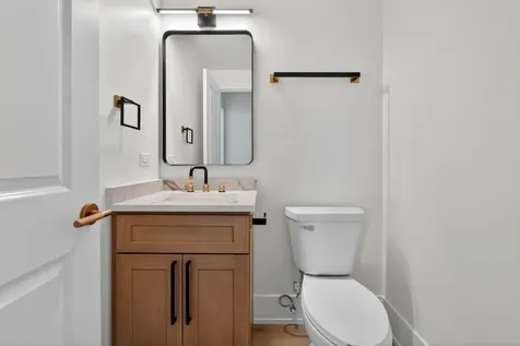 9609 Reding Circle Des Plaines IL 60016