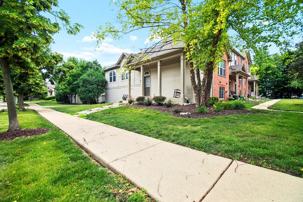 518 Conservatory Lane Aurora IL 60502