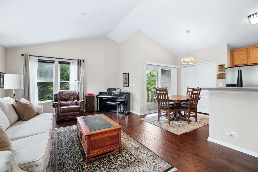 518 Conservatory Lane Aurora IL 60502