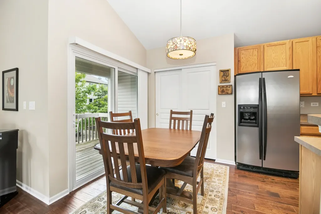 518 Conservatory Lane Aurora IL 60502