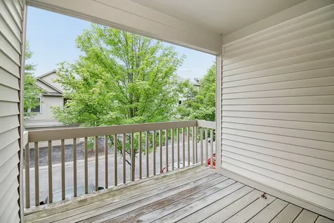 518 Conservatory Lane Aurora IL 60502
